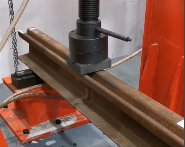 鋼軌疲勞性能檢測機(jī)構(gòu)